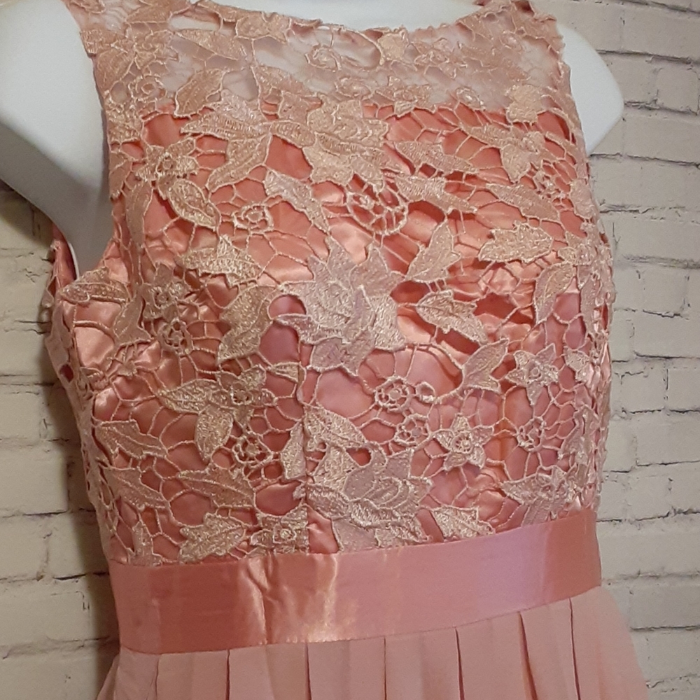 Formal/Bridesmaid Dress - Pearl Pink - Size 2